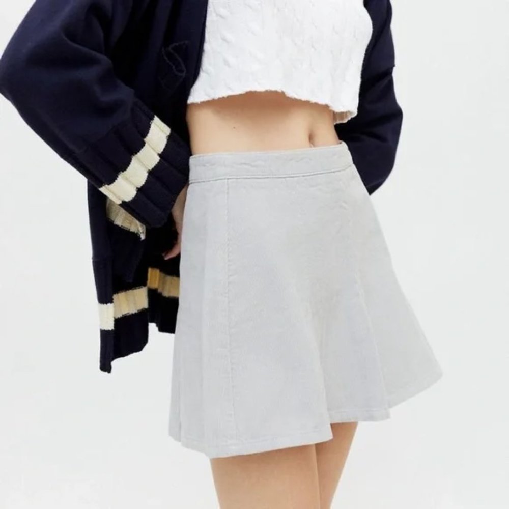 Urban Outfitters BDG Grey Corduroy Pleated Mini Skirt NWOT | Size M